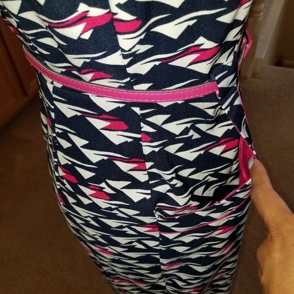 London Times Belted Dress w/ Pockets - Picture 7 of 7